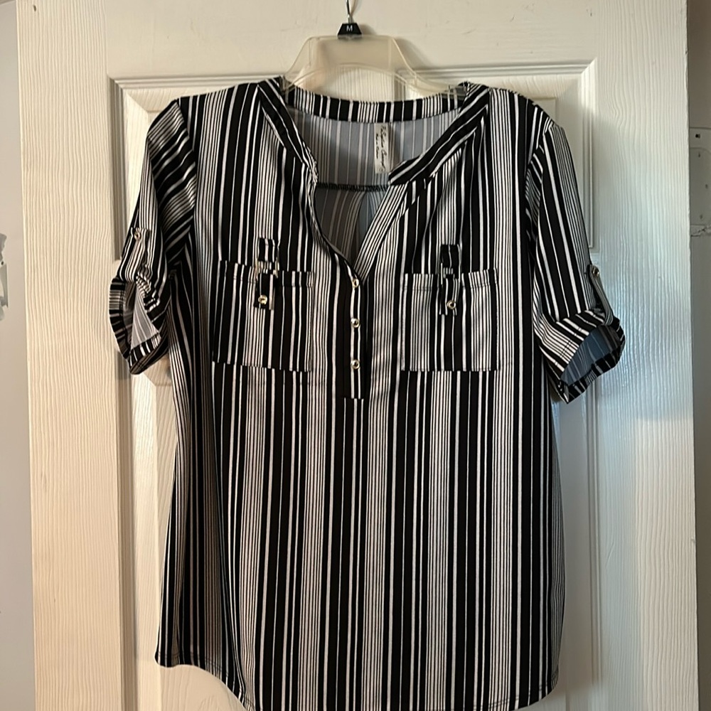 Per Seption Concept nylon blouse.